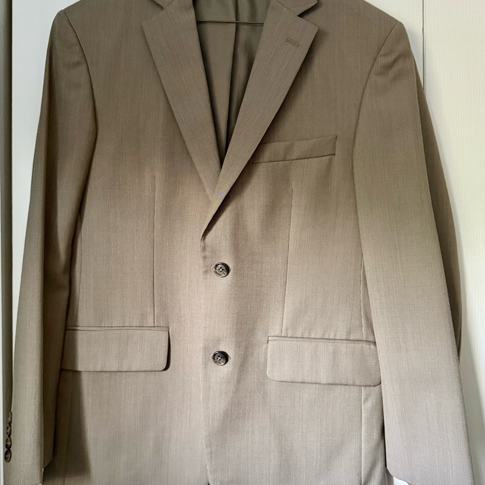 Pronto Uomo Classic Tan Suit